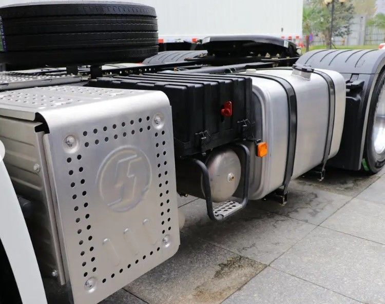 SHACMAN máy kéo X3000 CUMMINS 420HP 6X4 4x2 máy kéo xe tải bán