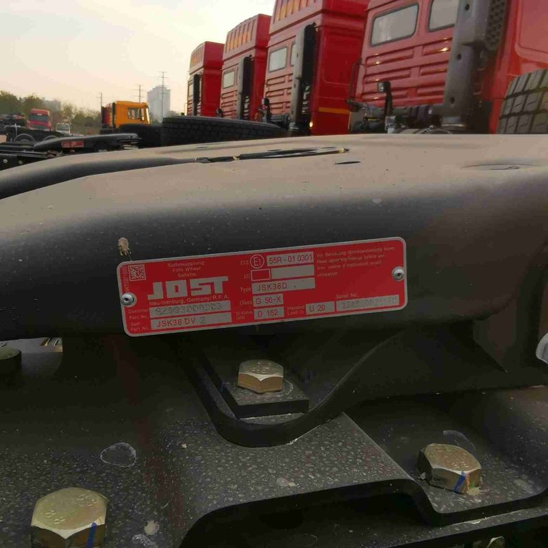 Đỏ SHACMAN F3000 375HP Euro V 6 bánh đầu máy kéo 4x2 động cơ WEICHAI
