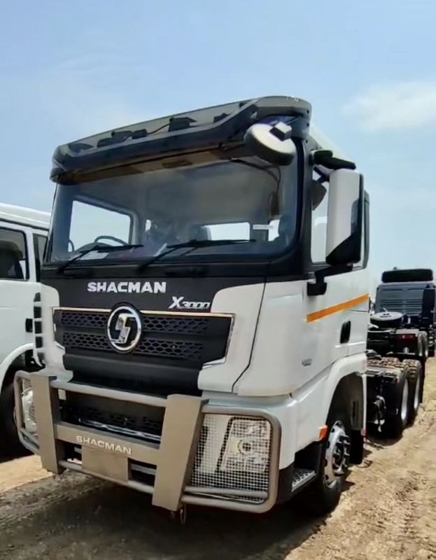 Đầu máy kéo Euro 3 10 Wheelers SHACMAN 450hp X3000 6 * 4 máy kéo xe tải vận chuyển sử dụng xây dựng