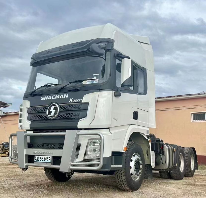 SHACMAN X3000 6X4 đầu máy kéo 420HP 450HP xe tải kéo đơn đôi ngủ lái bên phải cho Tanzania