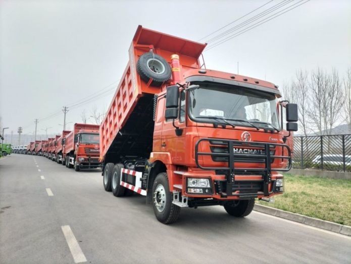 Neon Red Dump Truck 25tons Capacity 20 cubic yards Dump Body MAN Axle Diesel