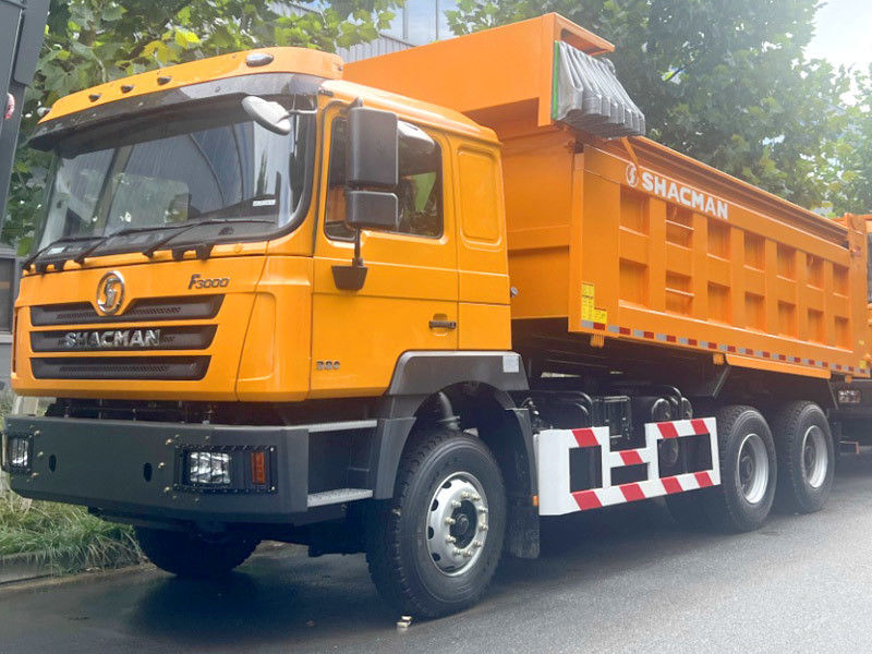 Chiếc xe tải chở hàng hạng nặng Aurora White với trục hai giai đoạn MAN 2 * 16 T và φ430 Diaphragm Spring Clutch